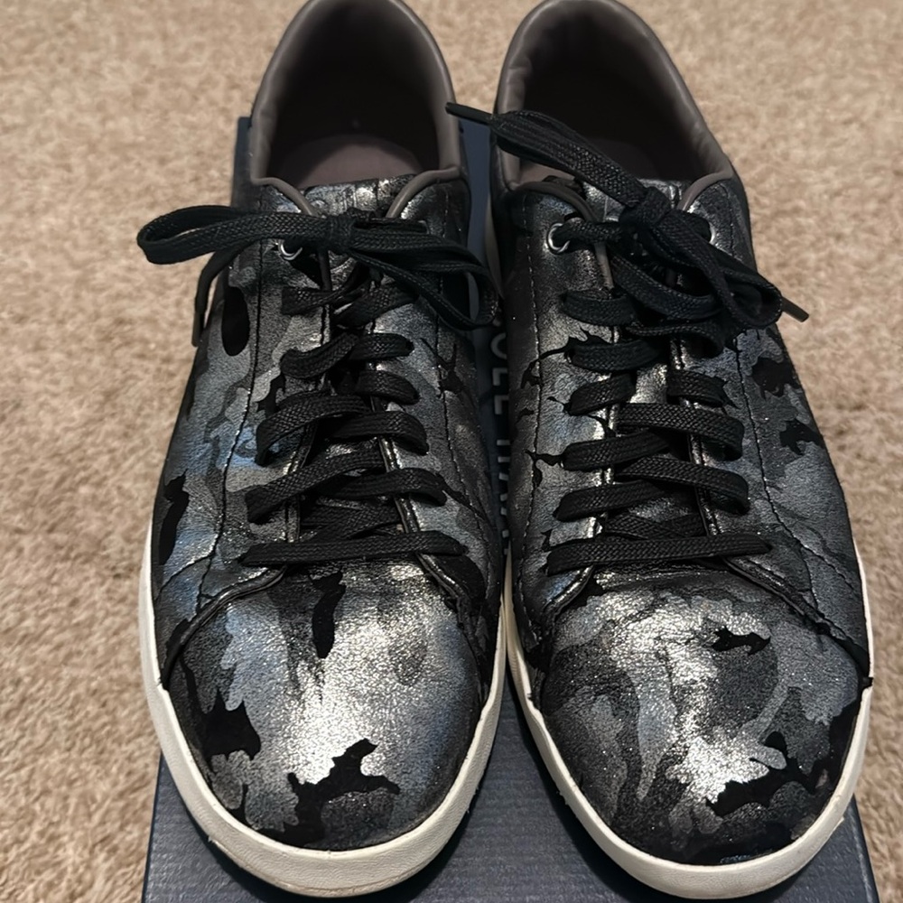 Black silver camouflage sneakers